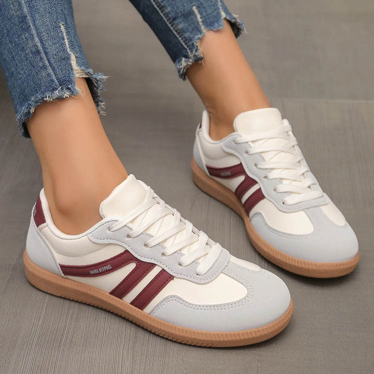 Women Sneakers 2025 Spring New Luxury Flat Loafers Comfortable Slip on Soft Female Sneakers Lightweight Outdoor Shoes for Women